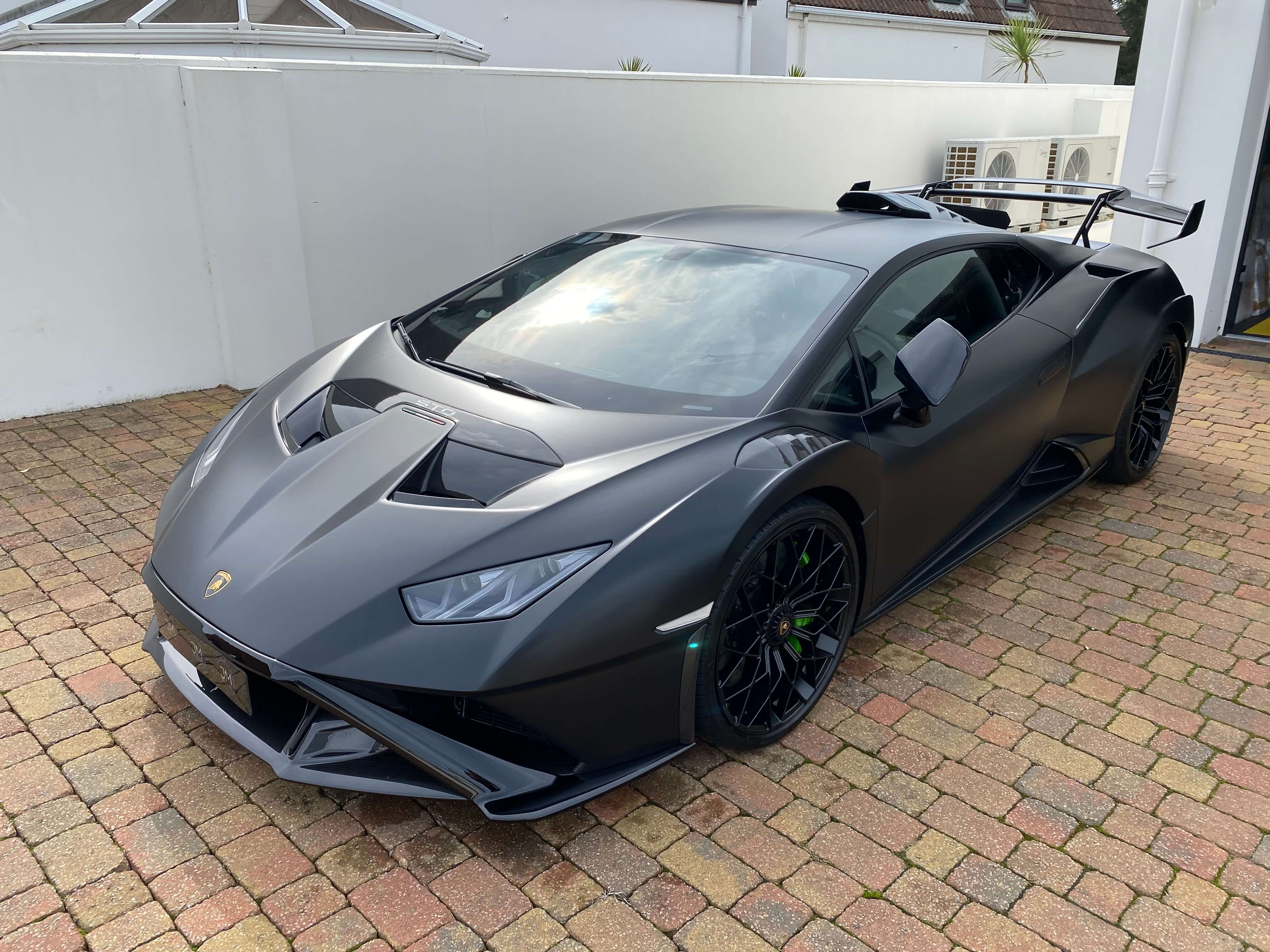 Lamborghini Huracan STO